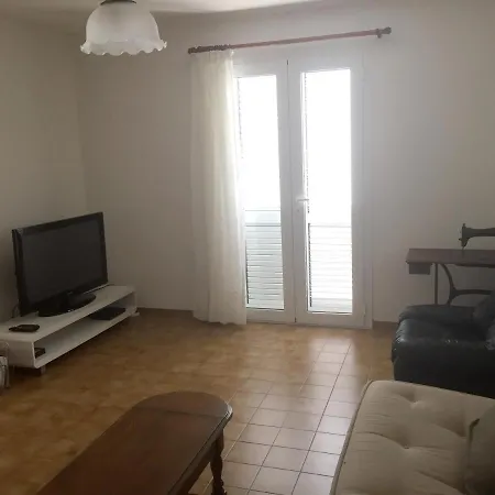 Maison De 2 Chambres A Di Fiumorbo Avec Magnifique Vue Sur La Montagne Et Jardin Amenage A 10 Km De La Plage